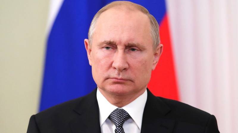 Совет Госдумы рассматривает внесенный Путиным проект об изменении Конституции