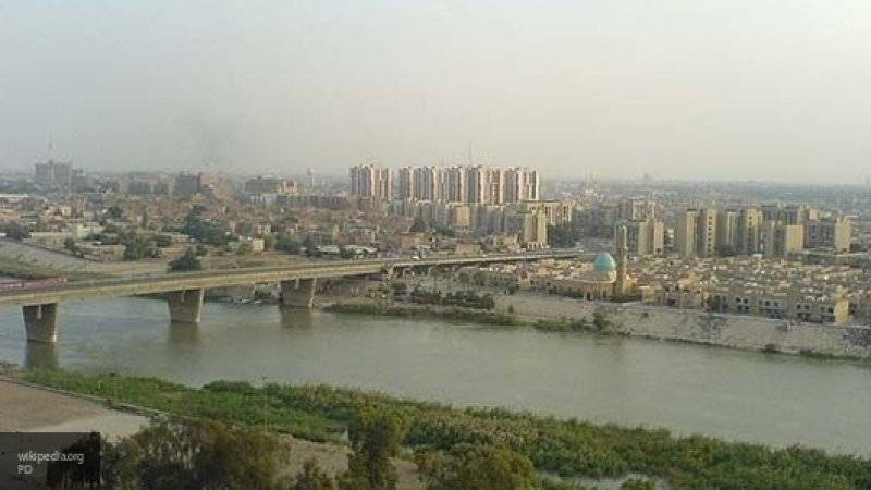 Три ракеты упали в "зеленой зоне" Багдада у посольства США