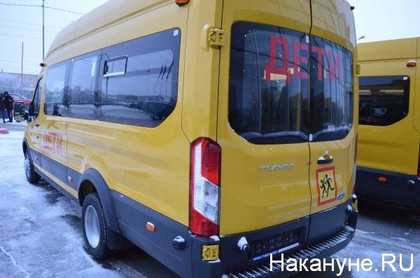 В Ивановской области микроавтобус со школьниками перевернулся после удара Renault