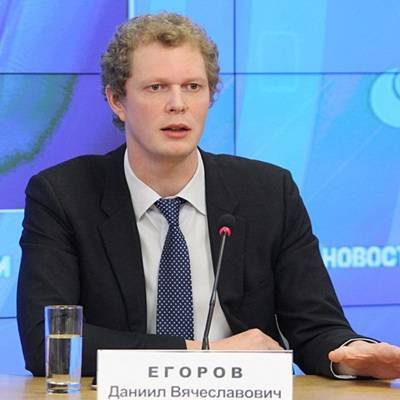 Мишустин представил коллективу ФНС нового руководителя