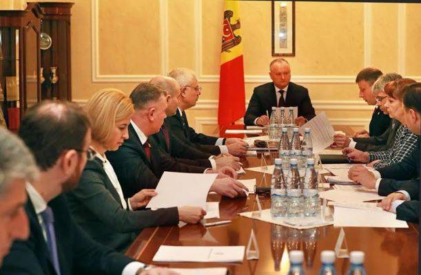Президент Молдавии рассказал Совбезу, как вернуть аэропорт государству