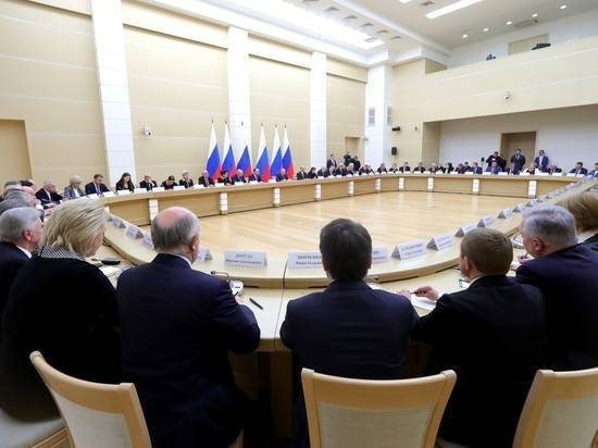 Рабочая группа по изменению Конституции будет править Путина