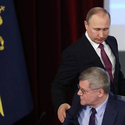 Владимир Путин встретился в Кремле с Юрием Чайкой и Игорем Красновым