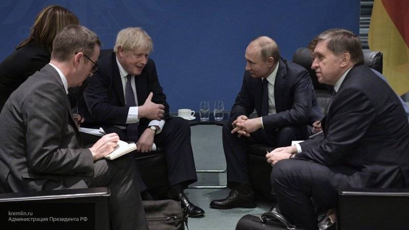 Корнилов: Джонсон ворчит на Россию на публике, но был рад возможности пообщаться с Путиным