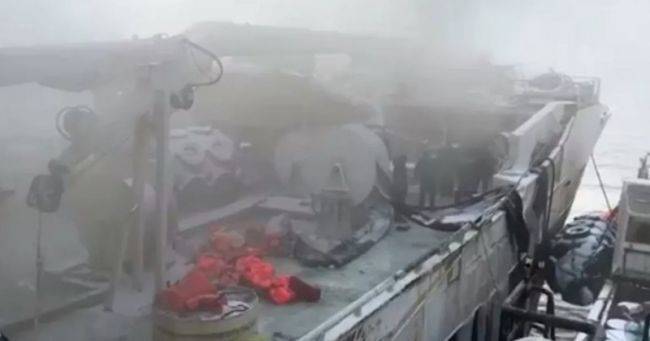 В Охотском море на российском траулере «Энигма Астралис» произошел взрыв