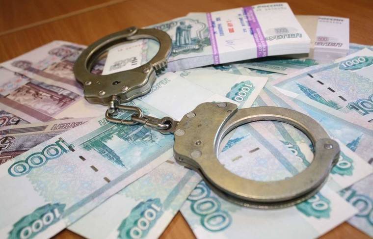 Главу красноярского отделения ПФ подозревают во взятке в 13 млн рублей