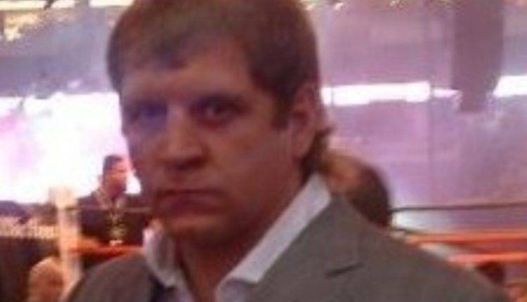 Бойца Александра Емельяненко арестовали в Анапе за мелкое хулиганство