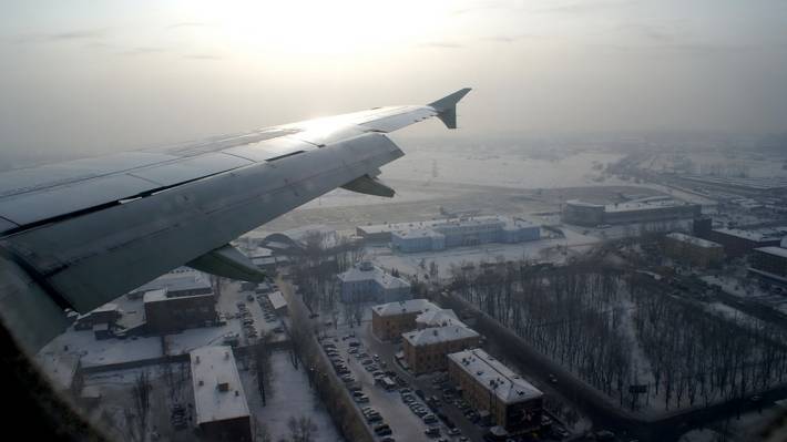 Аэропорты Сибири усиливают меры безопасности после вспышки нового коронавируса
