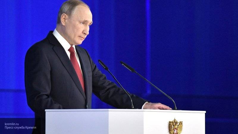 Путин заявил, что правительству не стоит "растягивать время" при реализации послания