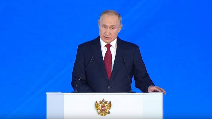 Путин заявил, что форма парламентской республики нецелесообразна для России