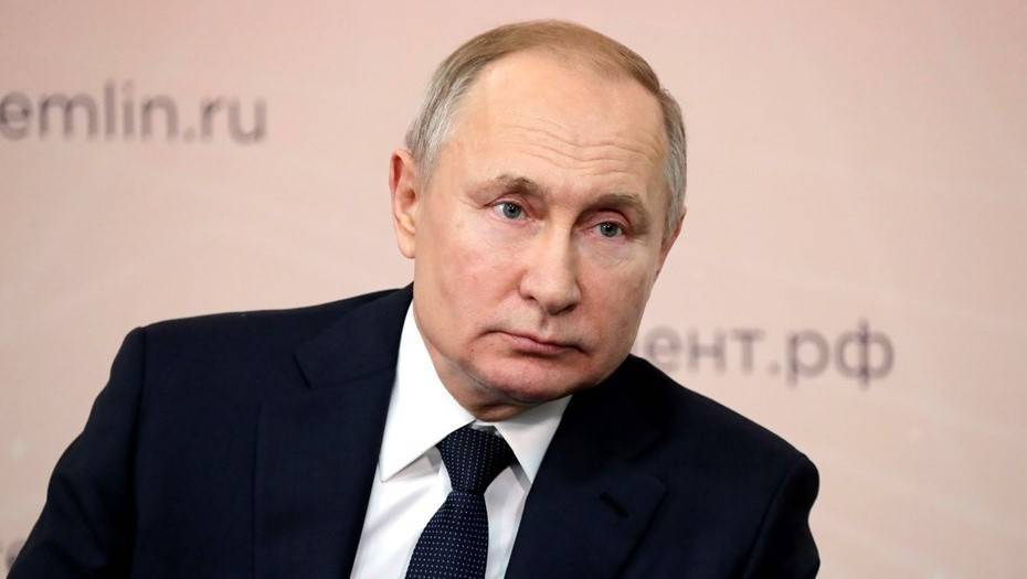 Структуру потребительской корзины необходимо усовершенствовать, заявил Путин
