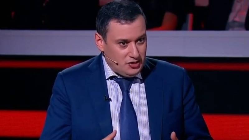 Александр Хинштейн назначен главой комитета по информационной политике Госдумы