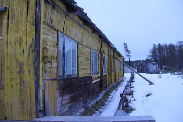 Карельские власти назвали условия ремонта аварийных домов, за которые с жителей требуют плату