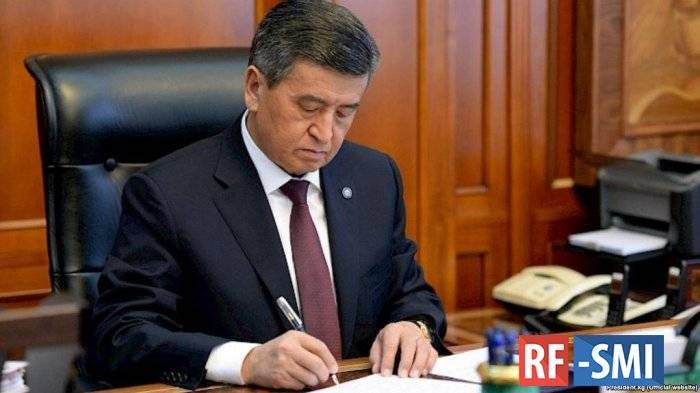 Президент Киргизии примет участие в параде Победы в Москве