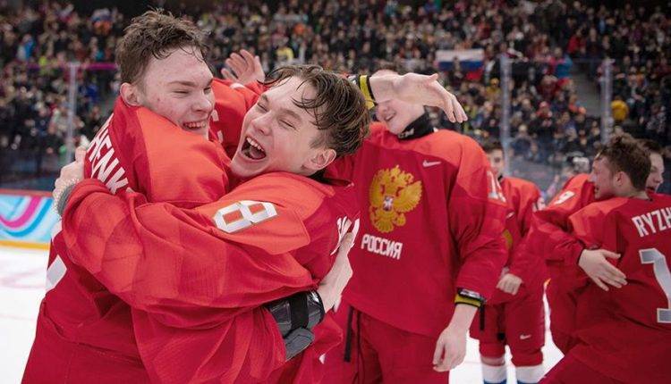 Путин похвалил сборную России по хоккею на юношеских ОИ