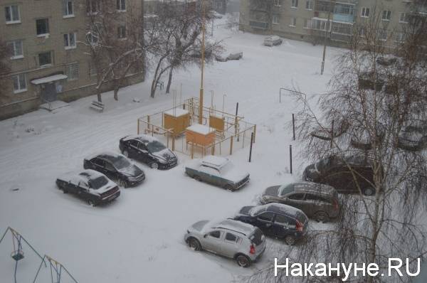 В Екатеринбург на смену снегопадам придет похолодание