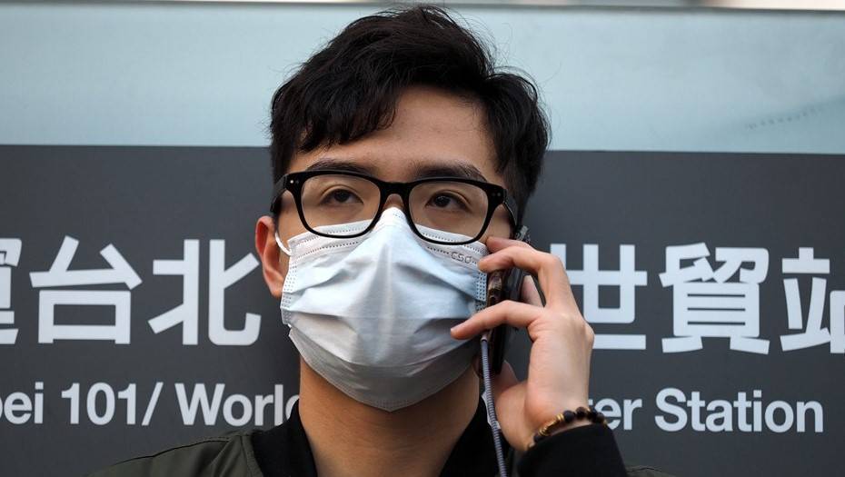 Количество заболевших новым коронавирусом китайцев превысило 570 человек