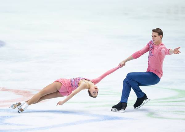 Бойкова и Козловский установили мировой рекорд в парном фигурном катании