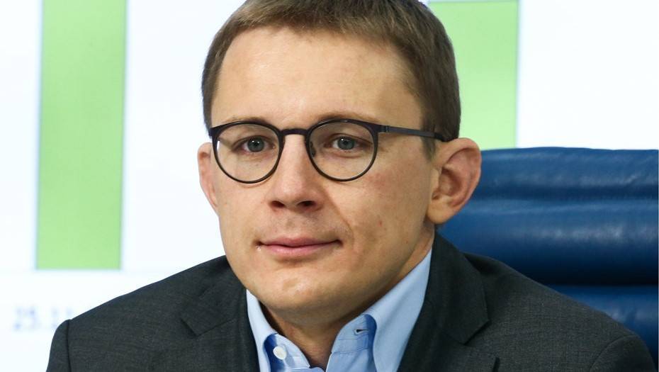 Мишустин назначил заместителями Силуанова экс-главу ПФР и директора департамента налоговой политики