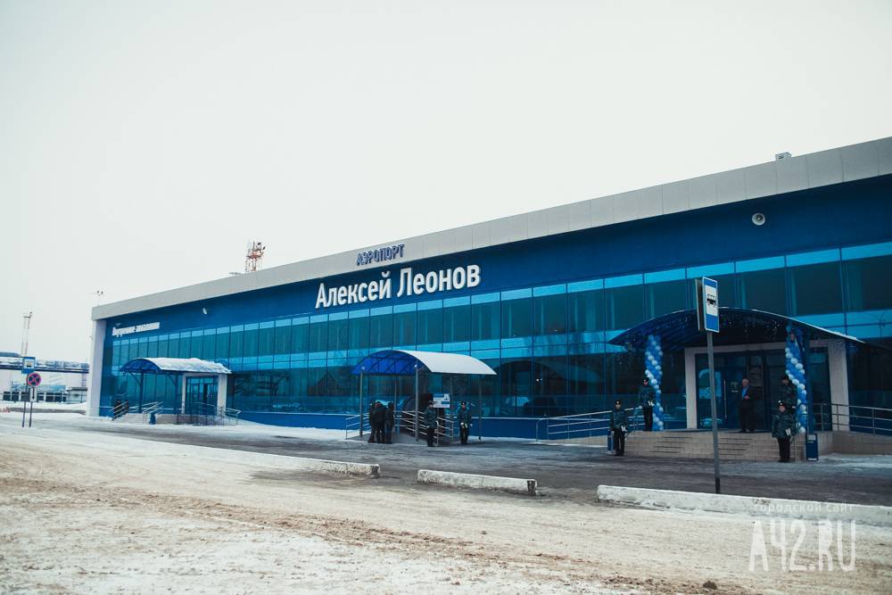В аэропортах Кузбасса обеззараживают воздух из-за смертельного коронавируса из Китая
