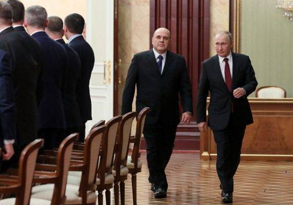 Цель поправок к Конституции — совершенствование «публичной власти» в России