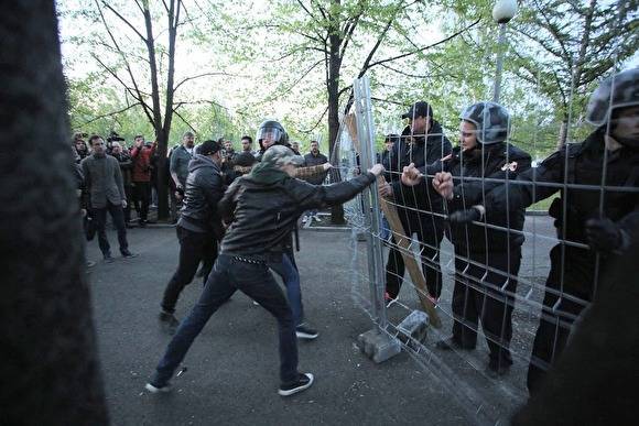 В Екатеринбурге возобновились допросы по делам о протестах против храма святой Екатерины