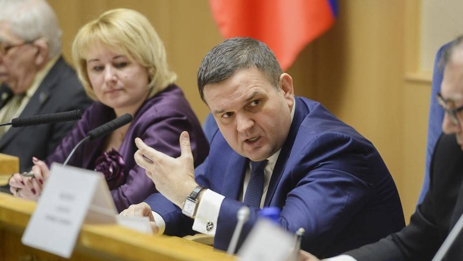 Вице-губернатор Ленобласти Перминов ушел в отставку