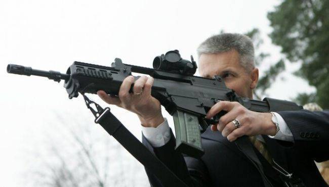 Министр обороны Латвии: мы будем защищать от агрессии и граждан и неграждан