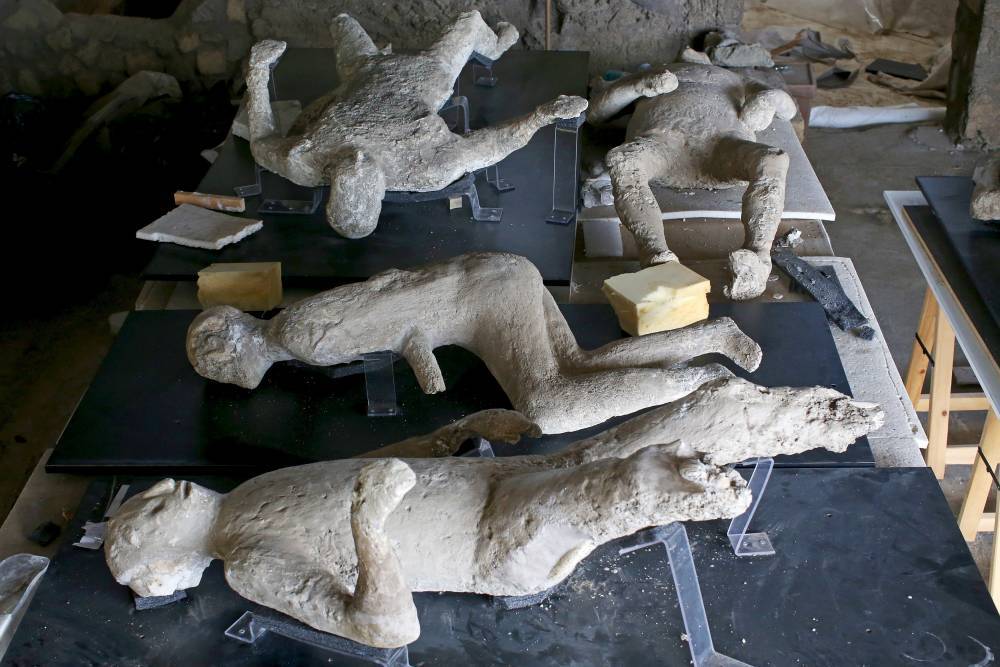 На руинах Помпеи нашли жертву извержения Везувия со стеклянным мозгом