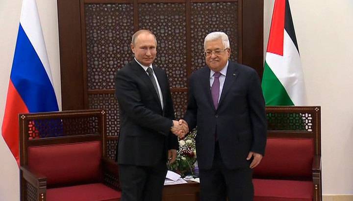 Путин провел переговоры с главой Палестины