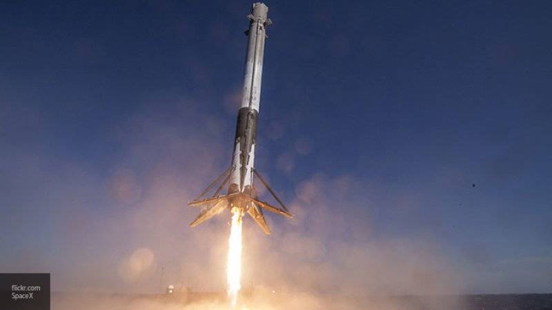 SpaceX пришлось перенести запуск на орбиту интернет-спутников Starlink