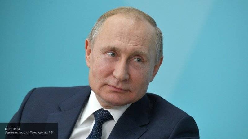 Путин назначил Орешкина и Мединского помощниками президента