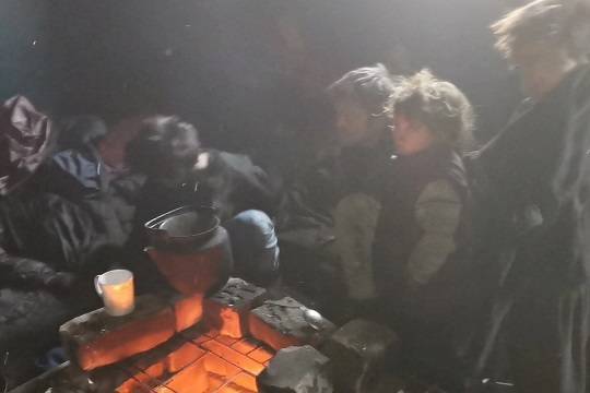 Отца и четырёх детей нашли в заброшенном доме в Чите