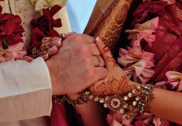 В Индии отец жениха и мать невесты влюбились друг в друга и расстроили свадьбу детей