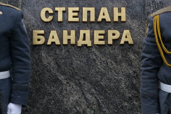 В Верховной раде одобрили публикацию ЦРУ документов о Степане Бандере