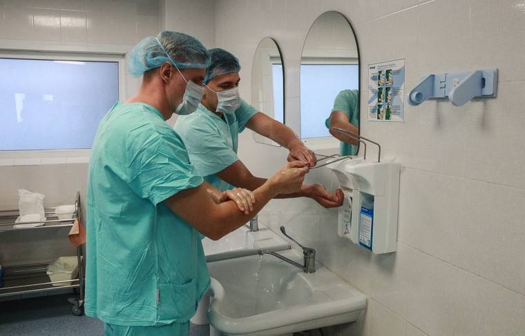 Исследования в больнице Петербурга не подтвердили коронавирус
