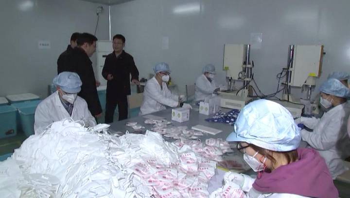 Защитная маска – самый ходовой товар в Китае