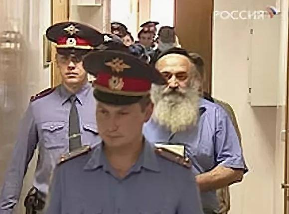 Свердловский суд отказал в УДО гражданину Израиля, поставлявшему проституток в ОАЭ