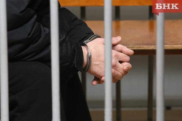 Жителя Усть-Куломского района арестовали на 15 суток за вызывающее поведение в суде