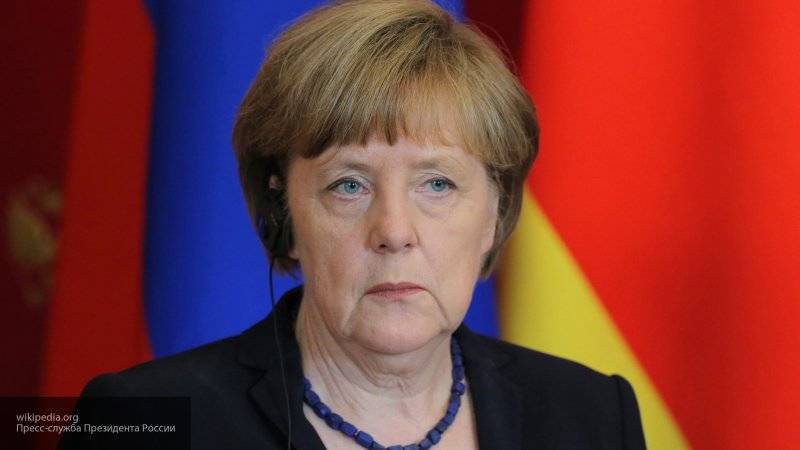 Меркель признала значимость усилий России в сокращении напряженности в Ливии