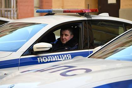 Полицейским Москвы и Петербурга установили надбавки за особо сложную службу