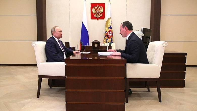 Отработали достойно: Ливинский обсудил с Путиным итоги работы "Россетей" в 2019 году