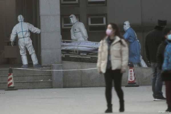 Вирус свирепствует в китайском Ухане: умершие на полу госпиталя — видео