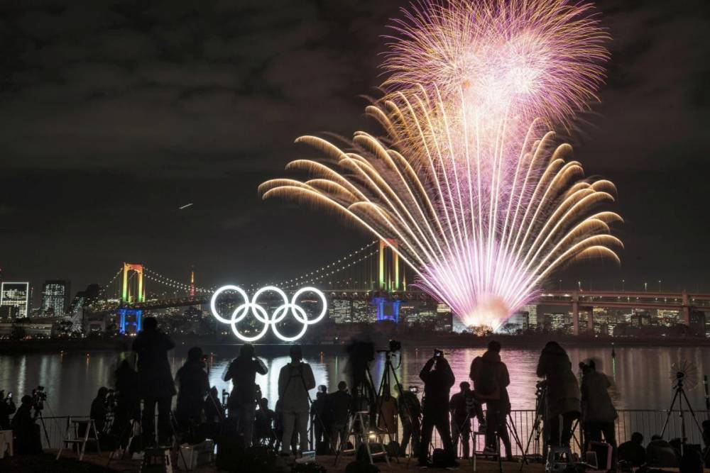 В Токио запустили эффектный фейерверк в честь грядущей Олимпиады - Cursorinfo: главные новости Израиля