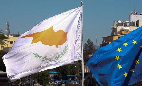Кипр блокирует санкции ЕС против некоторых официальных лиц России