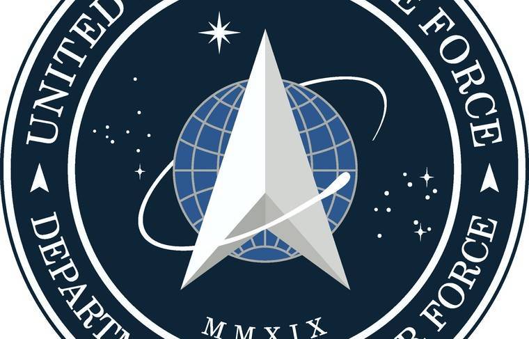 Логотип космических войск США высмеяли в Сети
