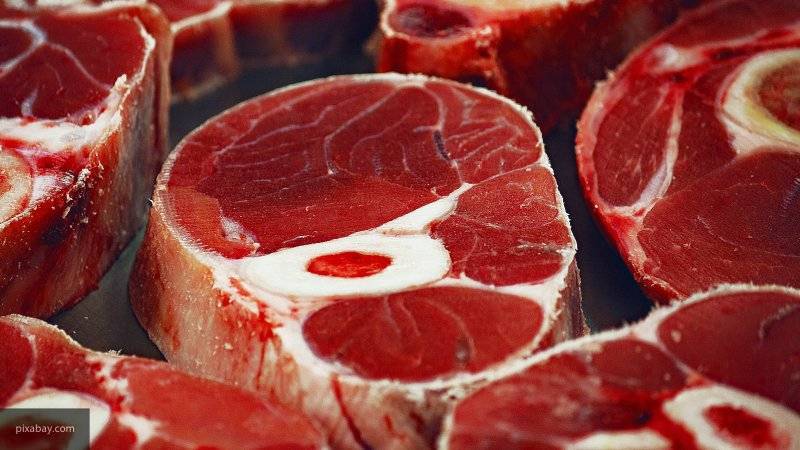 Врач-паразитолог рассказала об опасности употребления недоваренного мяса