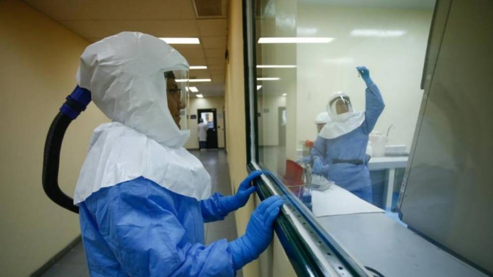 Китайский вирус уже в Европе: во Франции сообщили о двух инфицированных