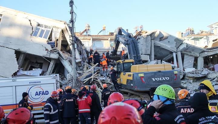 Землетрясение в Турции: число погибших выросло до 20