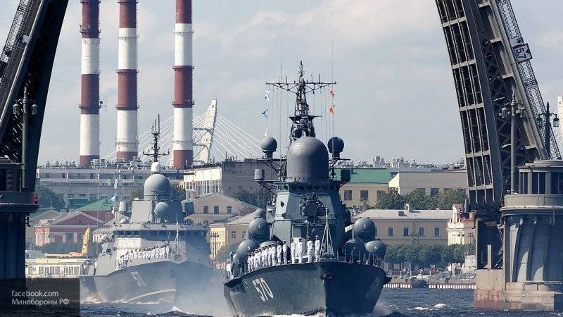 Командующий ВМС США в Европе призвал союзников брать пример с России в военной сфере
